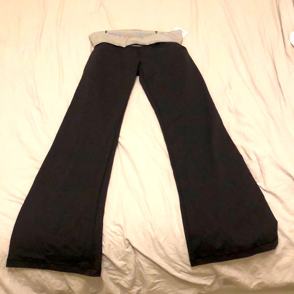 Size 10 Lululemon workout pants